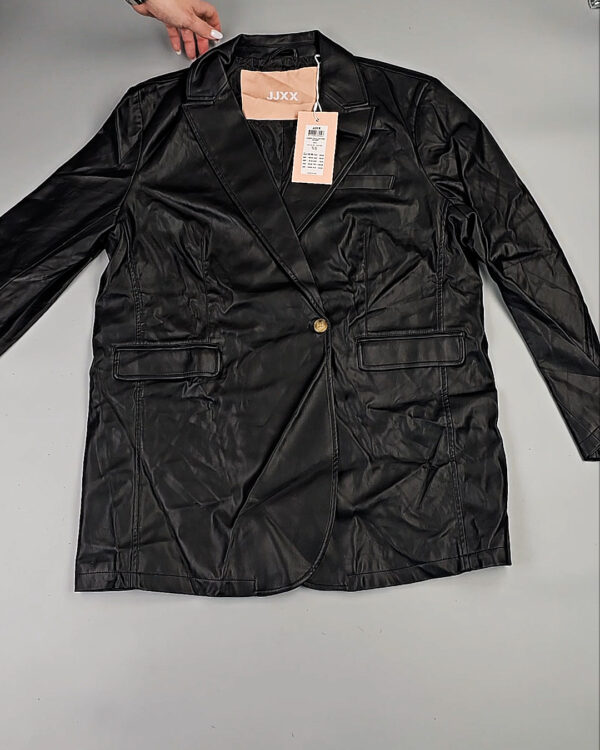 Фотография  117 - JACK JONES Women Winter mix 075 #15 кг, ЛОТ СТ-9961 оптом в Салехарде и Ямало-Ненецком АО